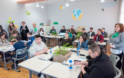 STEM център в ПГССХТ 13